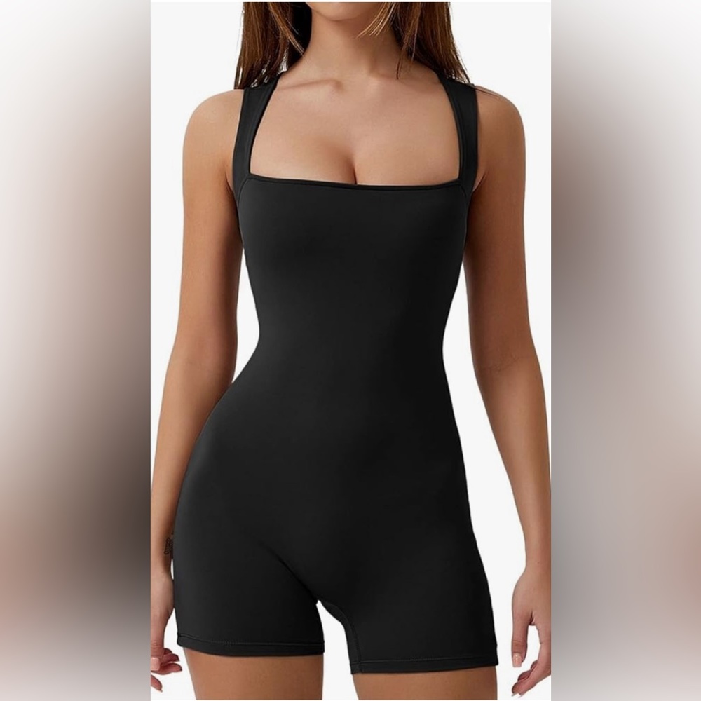 BLK SLEEVELESS ONIE/JUMPSUIT NWT
